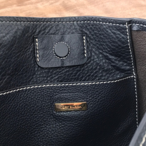 Authentic TB purse - Picture 4 of 7